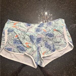 TNA aritzia Floral Print Athletic Shorts